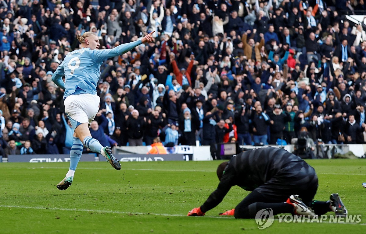 홀란, EPL 역대 최소 경기 50호 골…맨시티는 리버풀과 무승부