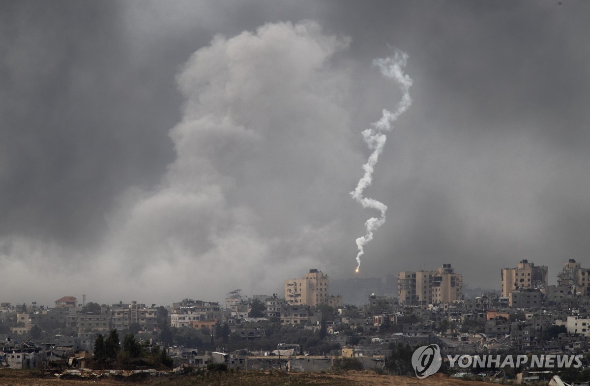 휴전 연기 속 공세 고삐…이스라엘, 가자 하마스 정보본부 파괴
