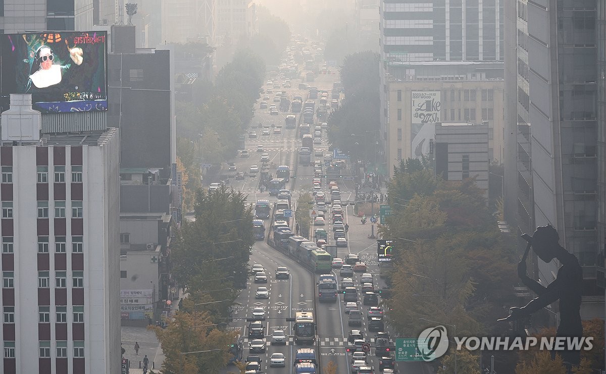 수도권·강원영서 저녁까지 가끔 비…중부 미세먼지 짙어