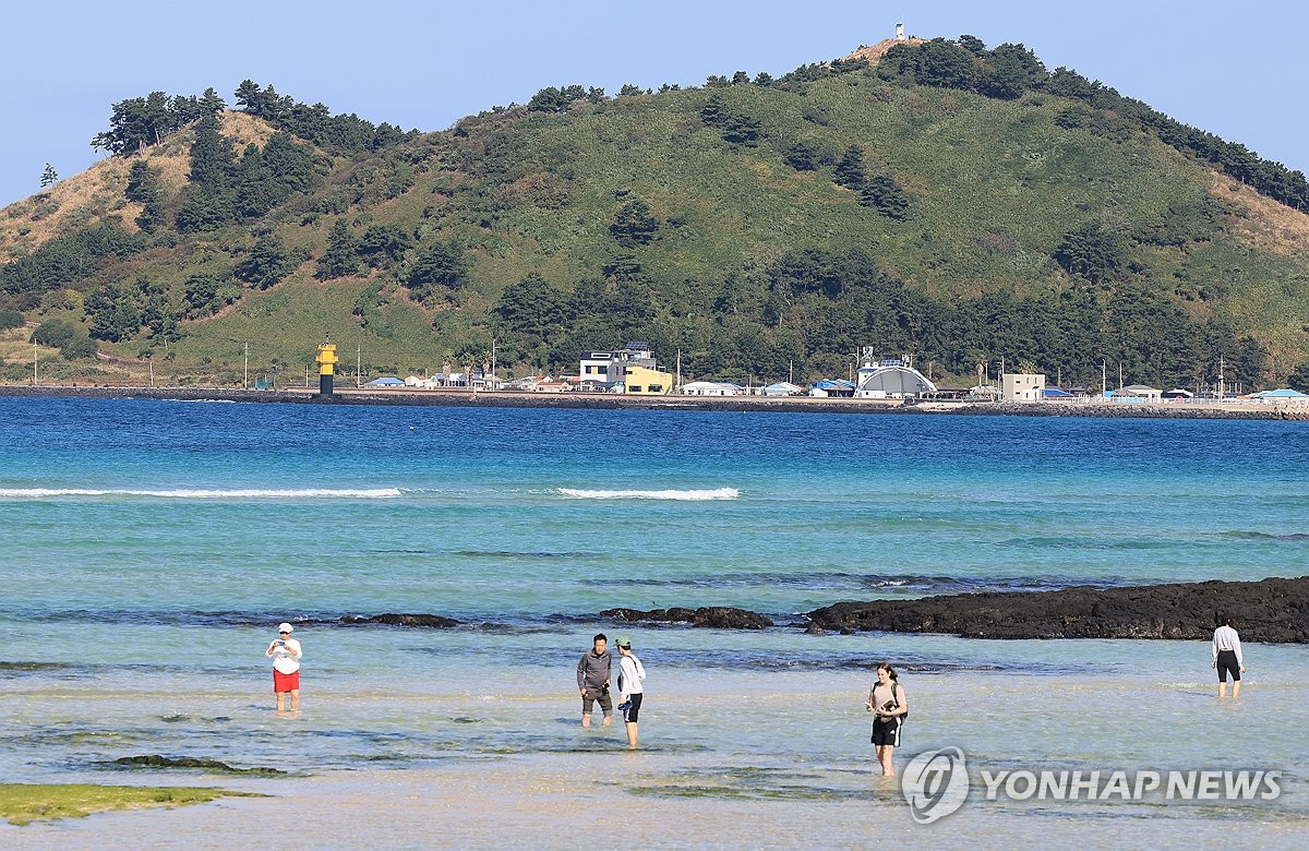 제주 성산 일 최고기온 26.5도…11월 역대 최고 기록