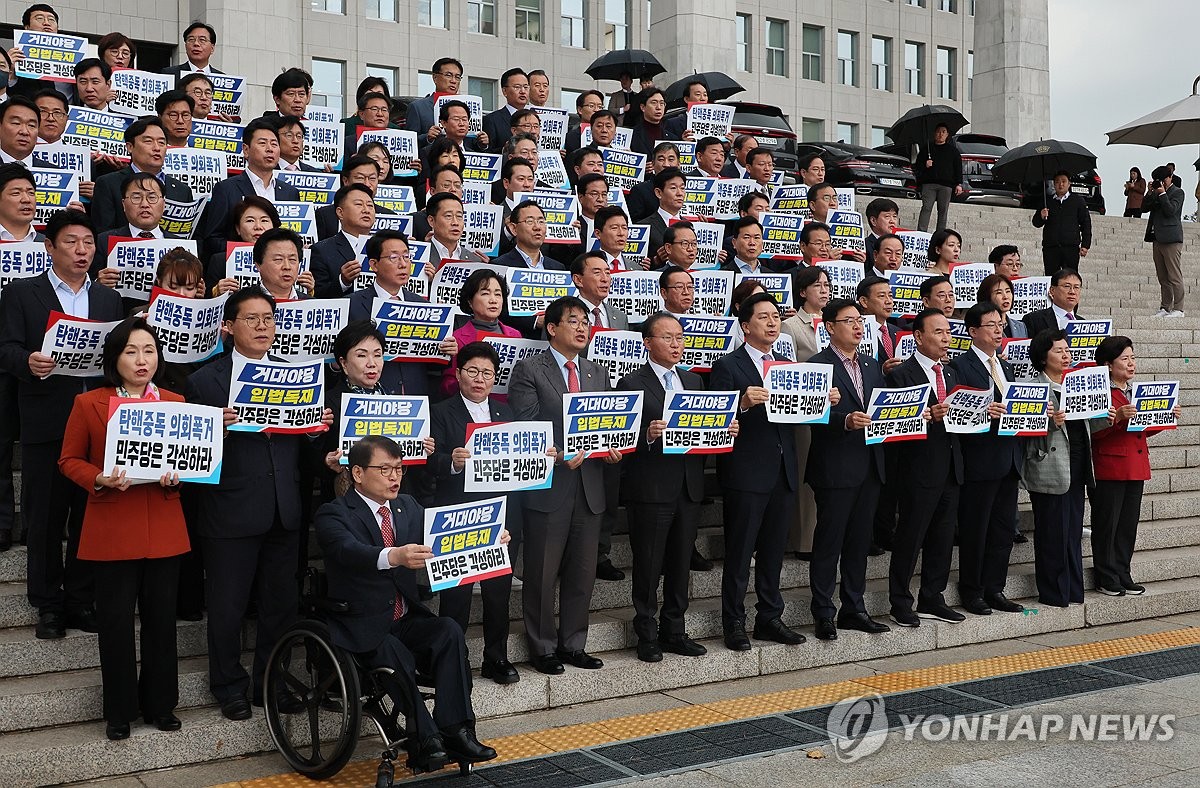 與 '필리버스터 철회'에 허 찔린 野…'이동관 탄핵안' 향배는