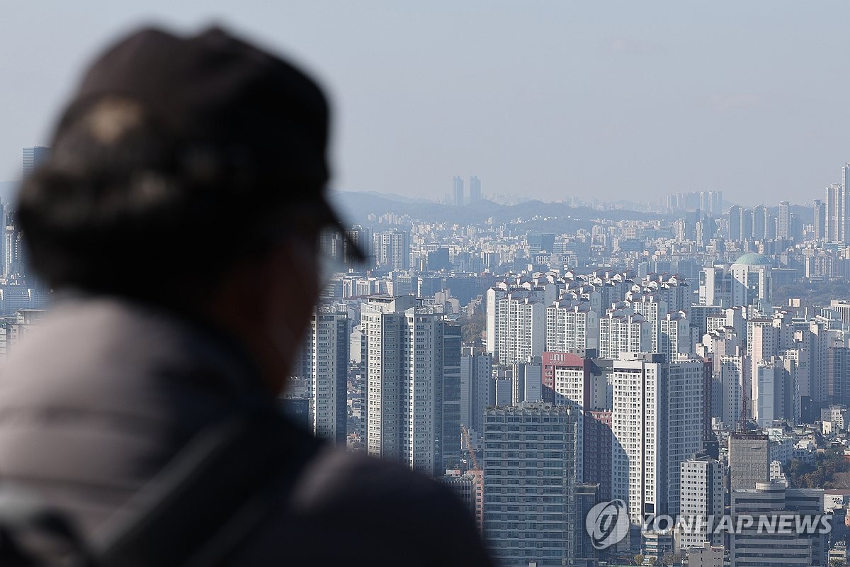 23주만에 꺾인 전국 집값…서울도 28주만에 상승 멈춰