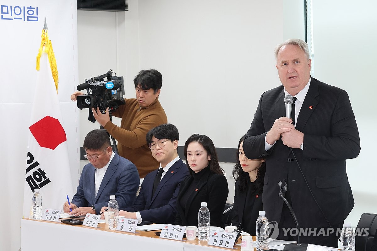 인요한 "尹대통령측에서 '소신껏 거침없이 하라' 신호 왔다"