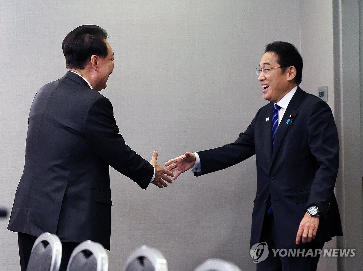 한미일 삼각결속 다진 尹대통령, APEC서 글로벌위기 해법 제시