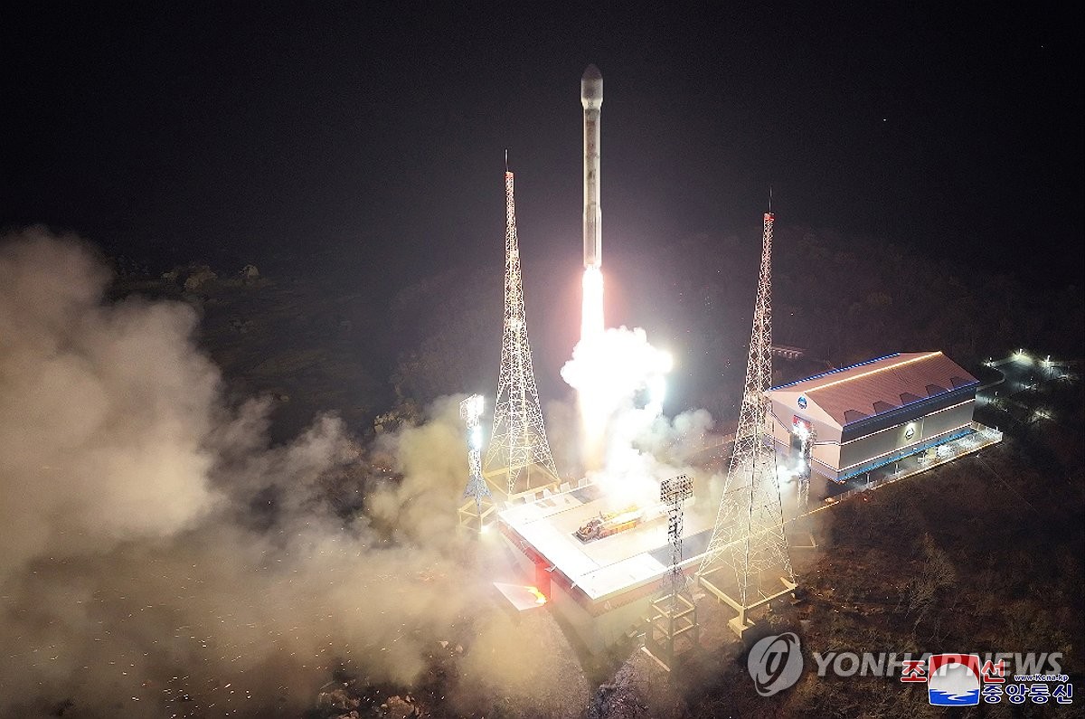 북한 정찰위성 정말 성공했나…지상 교신여부 등 확인 필요(종합)