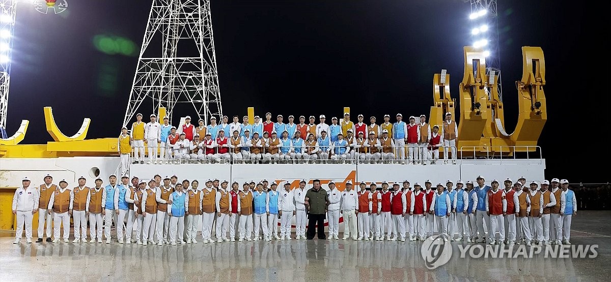 '김정은 숙원' 정찰위성 일단 궤도에…조악해도 정상작동시 위협(종합)