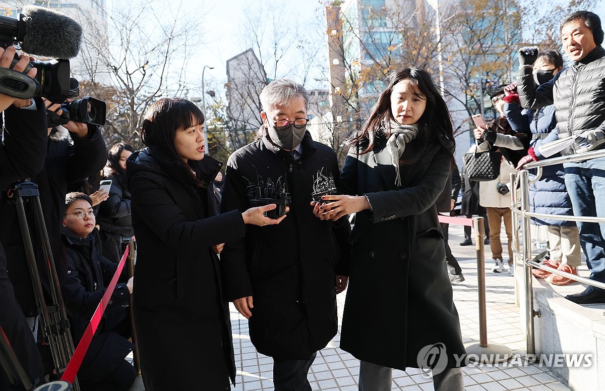 '펀드비리' 장하원 등 3명 구속영장 또 기각…"방어권 필요"