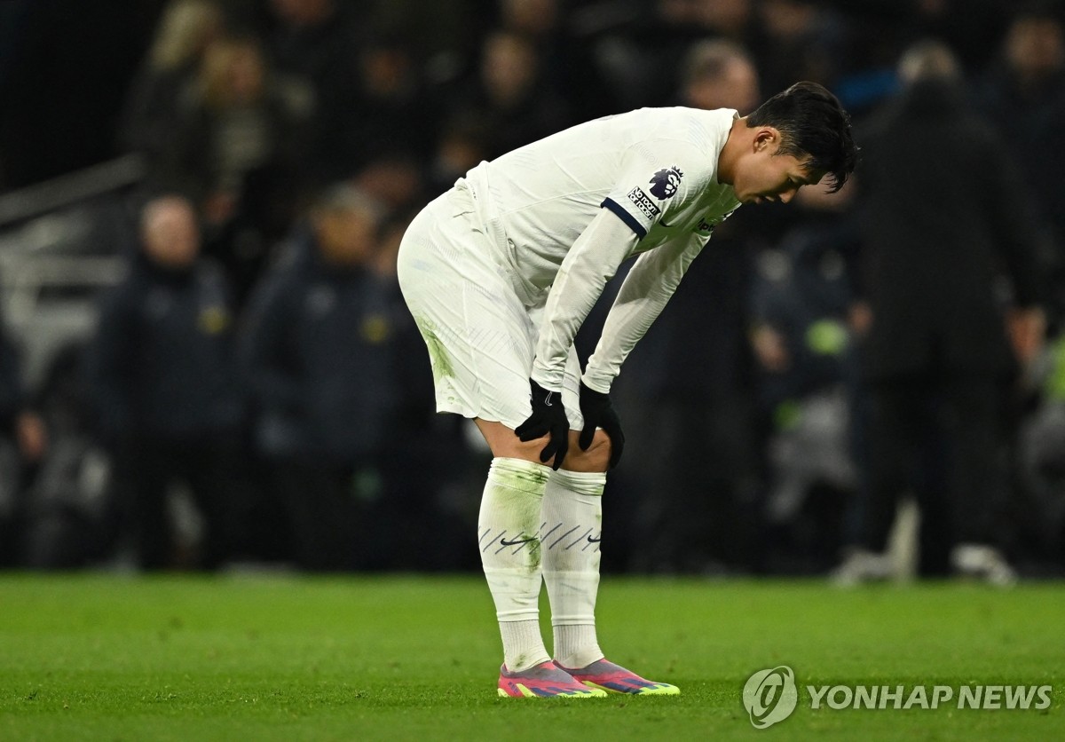 '3골 오프사이드 취소' 손흥민 "3연패…팬들에게 죄송"