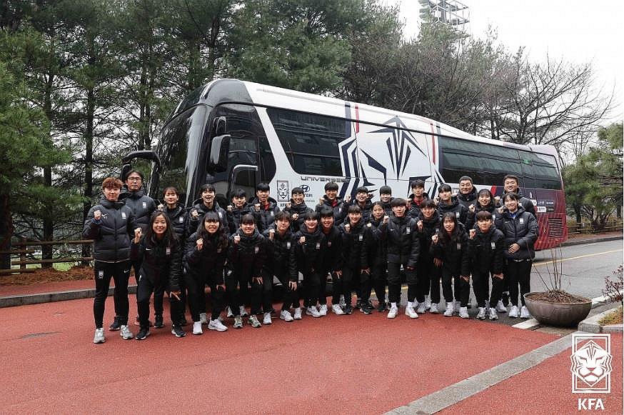 여자 U-19 축구대표팀, 우즈베크와 평가전 5-0 완승