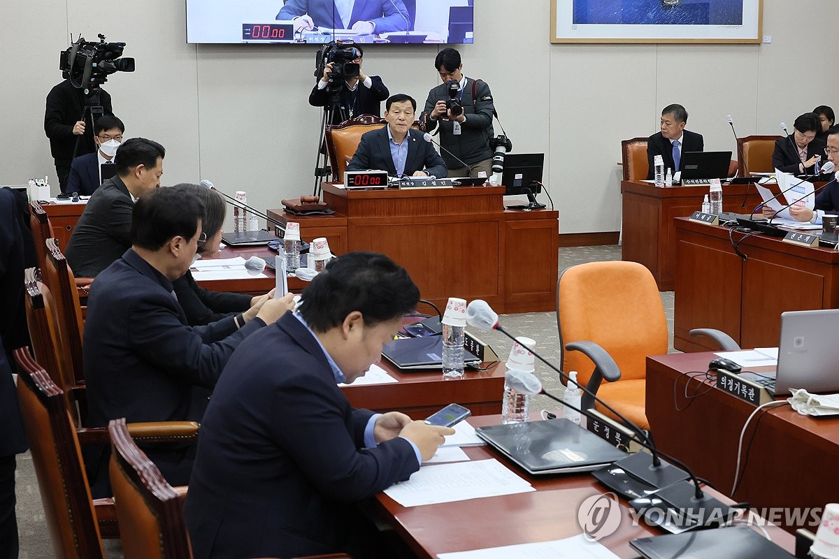 중위소득 100%까지 학자금 대출이자 면제…교육위 통과