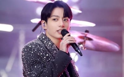 방탄소년단 정국, 美 빌보드 '핫 100' 5위…'황금막내' 입증