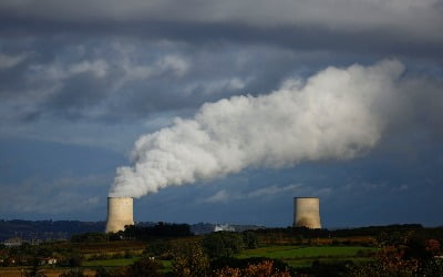 원자력 발전 확대하는 프랑스, 원전 8기 추가 검토