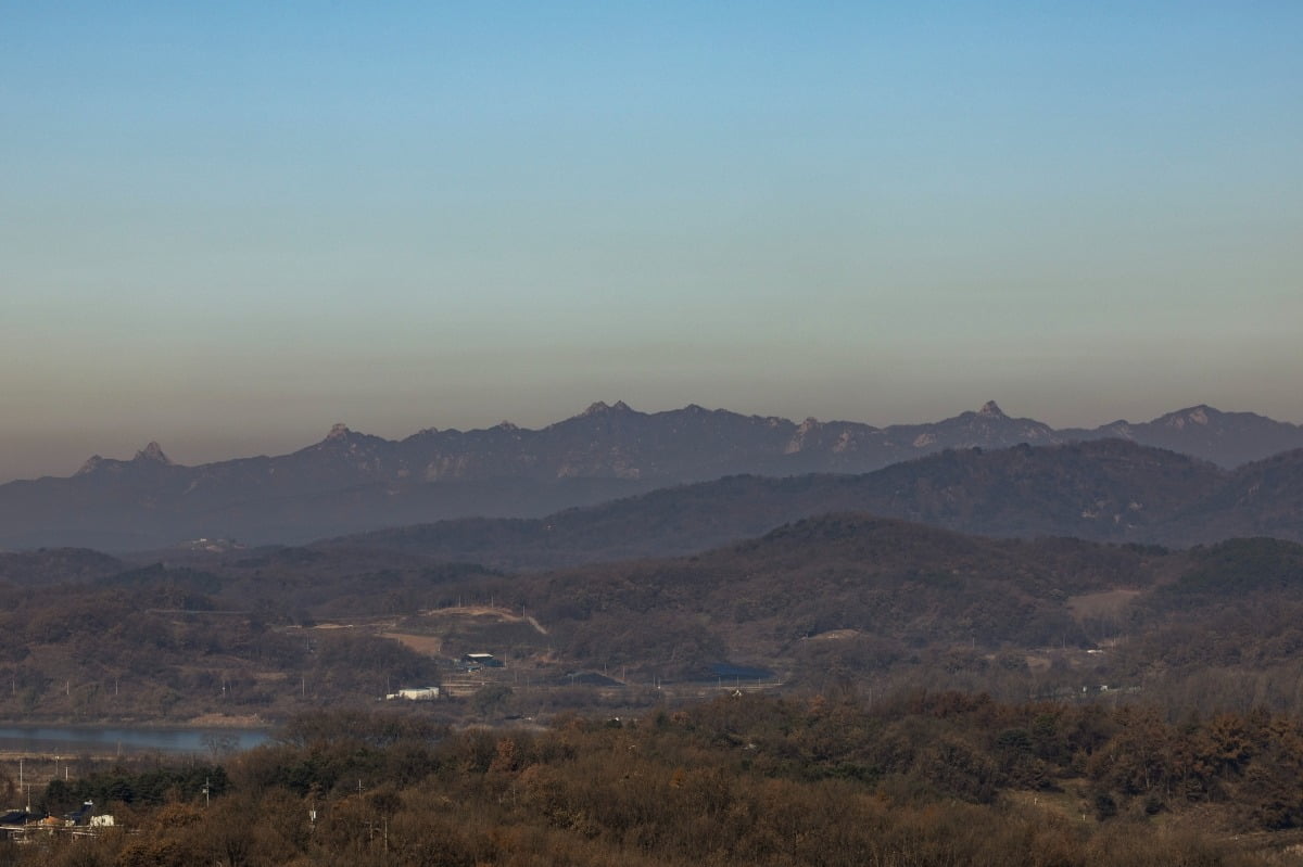 파주 장산리에서 바라본 북녘 / 사진=연합뉴스