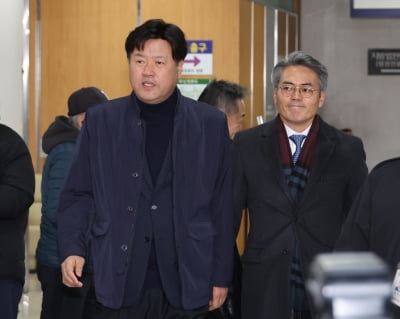 [속보] '이재명 측근' 김용, 불법선거자금·뇌물 일부 유죄…징역 5년