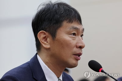 금감원장 "국민경제 어려울 때 보험사도 서민 짐 나눠야"