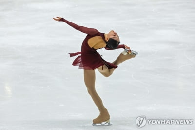 피겨 김채연, 그랑프리 5차 대회 쇼트 3위…연속 메달 보인다