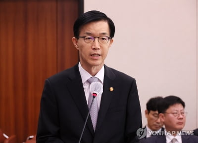 방문규, 부산 엑스포 불발에 "이렇게 많은 표차이 예측못해"