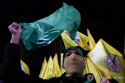 '휴전종료 코앞' 하마스 "이스라엘이 추가 인질인계 거부"(종합)