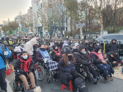 전장연 "장애인권리 예산 반영"…내일아침 지하철 출근길 선전전
