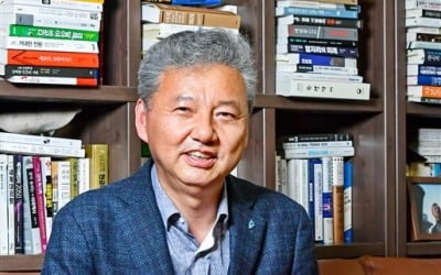 [단독] 홍성국 의원 불출마 선언 "이낙연 신당 합류 없다"