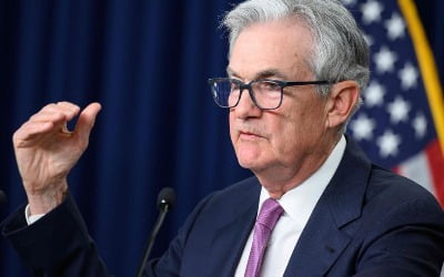 '3·3·3'으로 끝난 FOMC…3연속 동결, 내년 3회 인하, 3% 물가 끝  [Fed 워치]