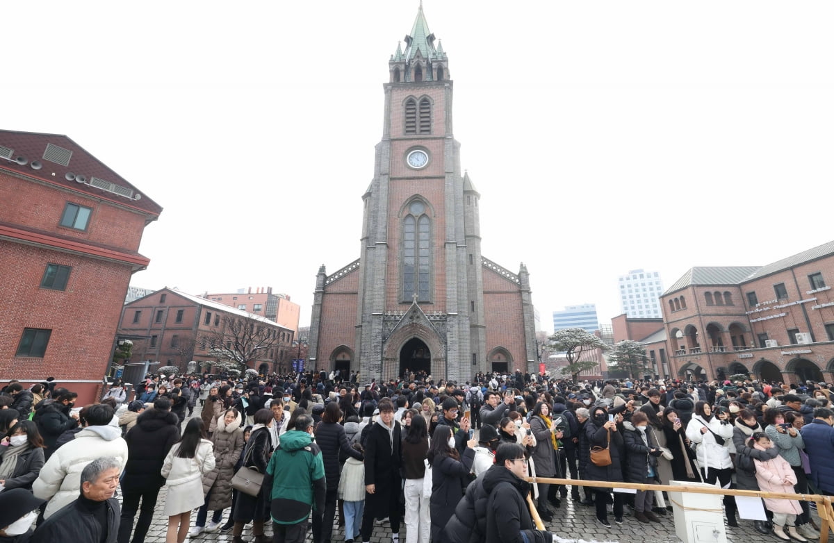 [포토] 성탄 대축일 정오 미사