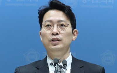 [단독] '이재명 저격수' 이기인, '성난 시민' 출간…'행정가 이재명' 파헤친다