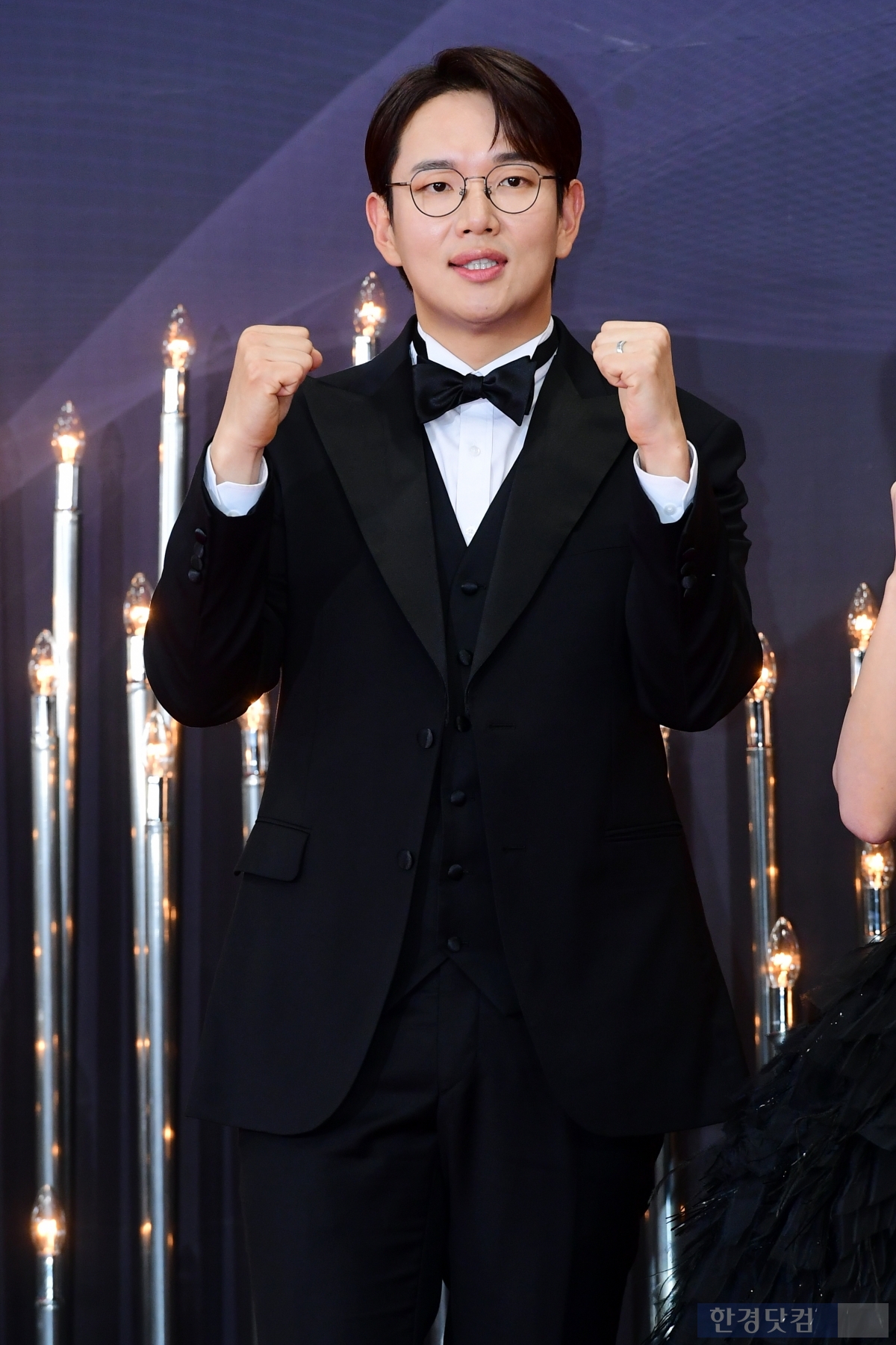 [포토] 장성규, '두 주먹 불끈' (2023 KBS 연기대상)