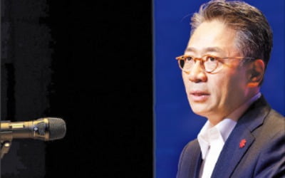 신세계 "스타필드 빌리지 10년간 30곳 만든다"