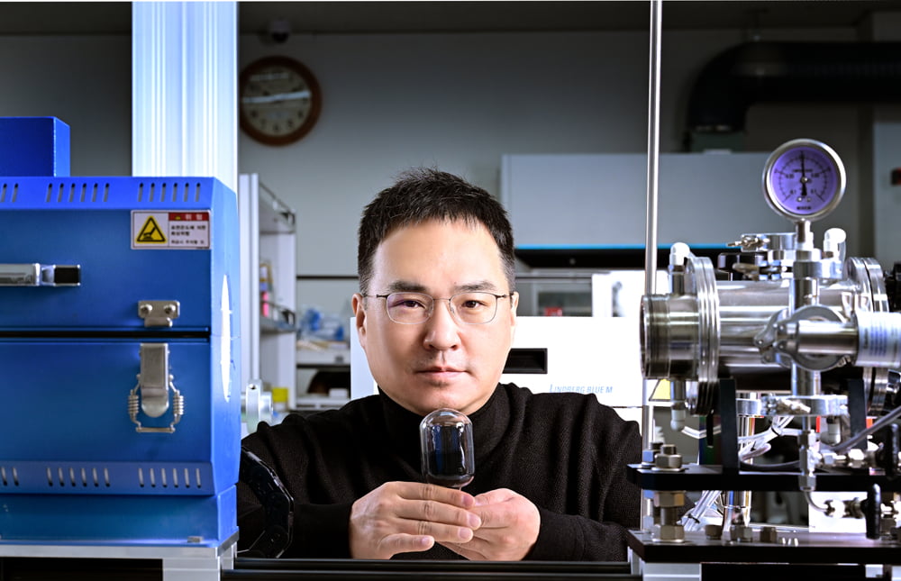 [서울대학교기술지주 스타트업 CEO] 그래핀을 적용한 배터리용 차세대 실리콘 음극재 제품 개발하는 ‘에스그래핀’