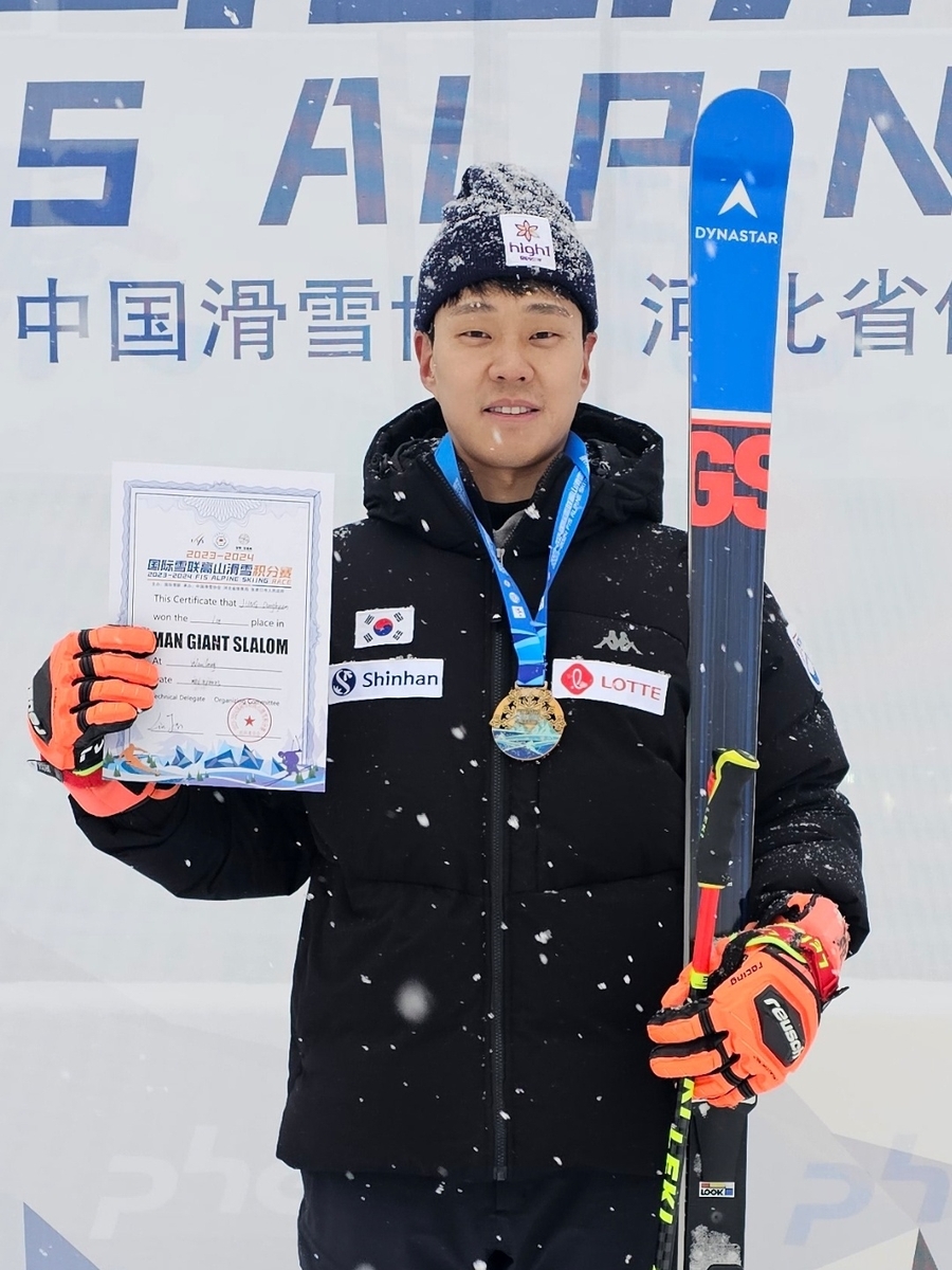 정동현, 중국 FIS컵 알파인 스키 남자 회전 우승