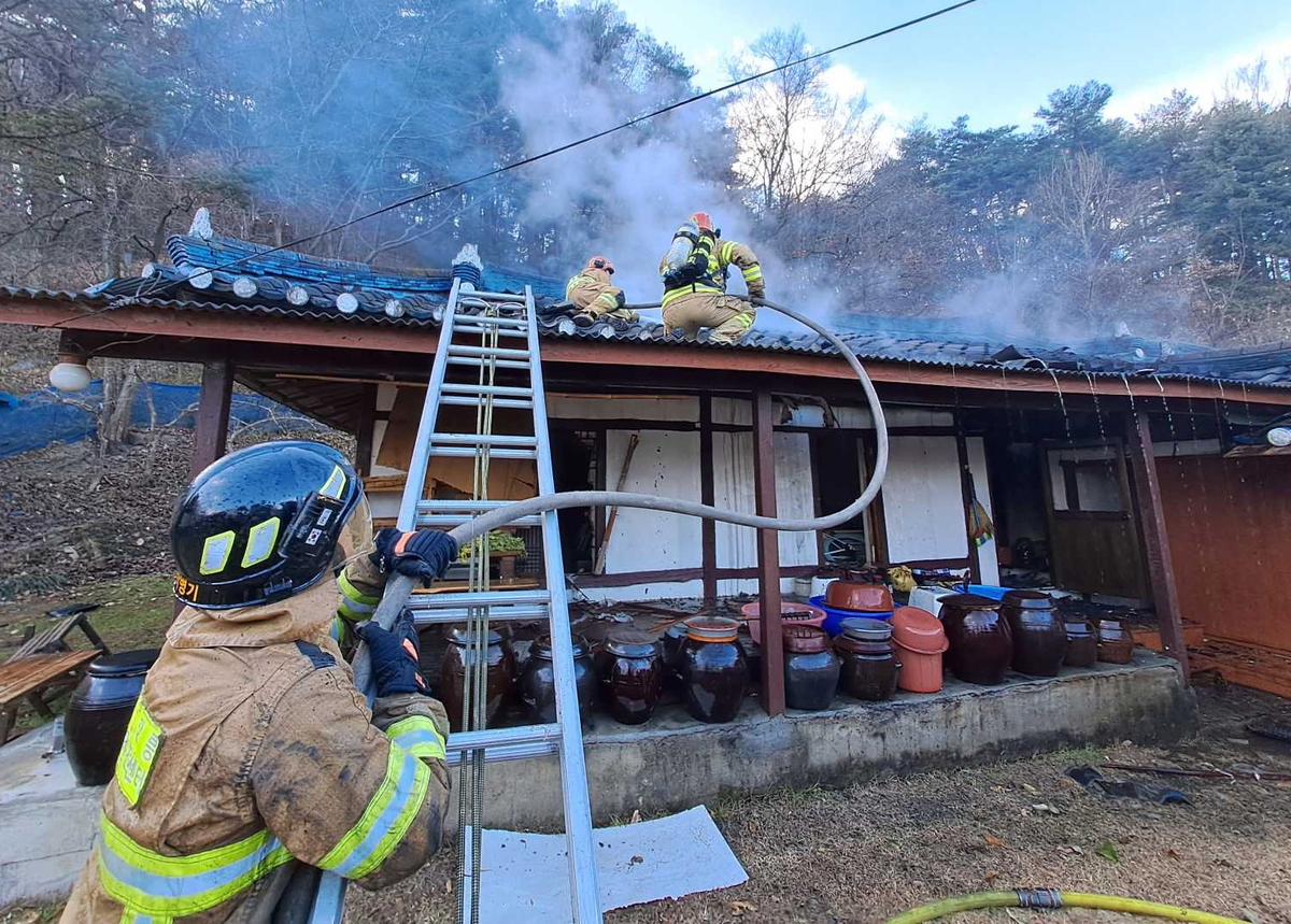 강릉 주택서 화재…4천500만원 재산 피해