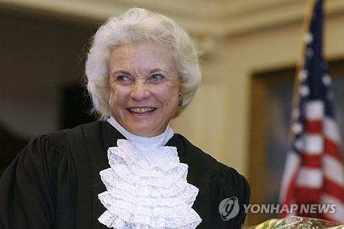 "미국의 아이콘"…바이든, 美 최초 여성 연방대법관 오코너 애도