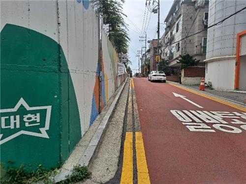 강남구, 9개 초등학교 스쿨존에 보도 설치 완료