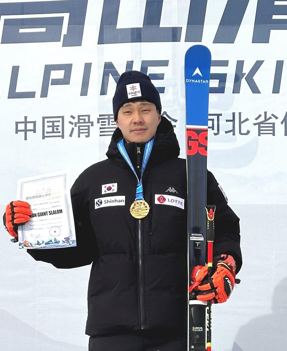 알파인스키 정동현, 중국 극동컵 대회전 연속 우승