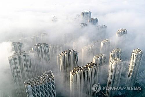 "中부동산 과잉공급 해소 최소 4~6년 걸려…부양책 별 도움안돼"