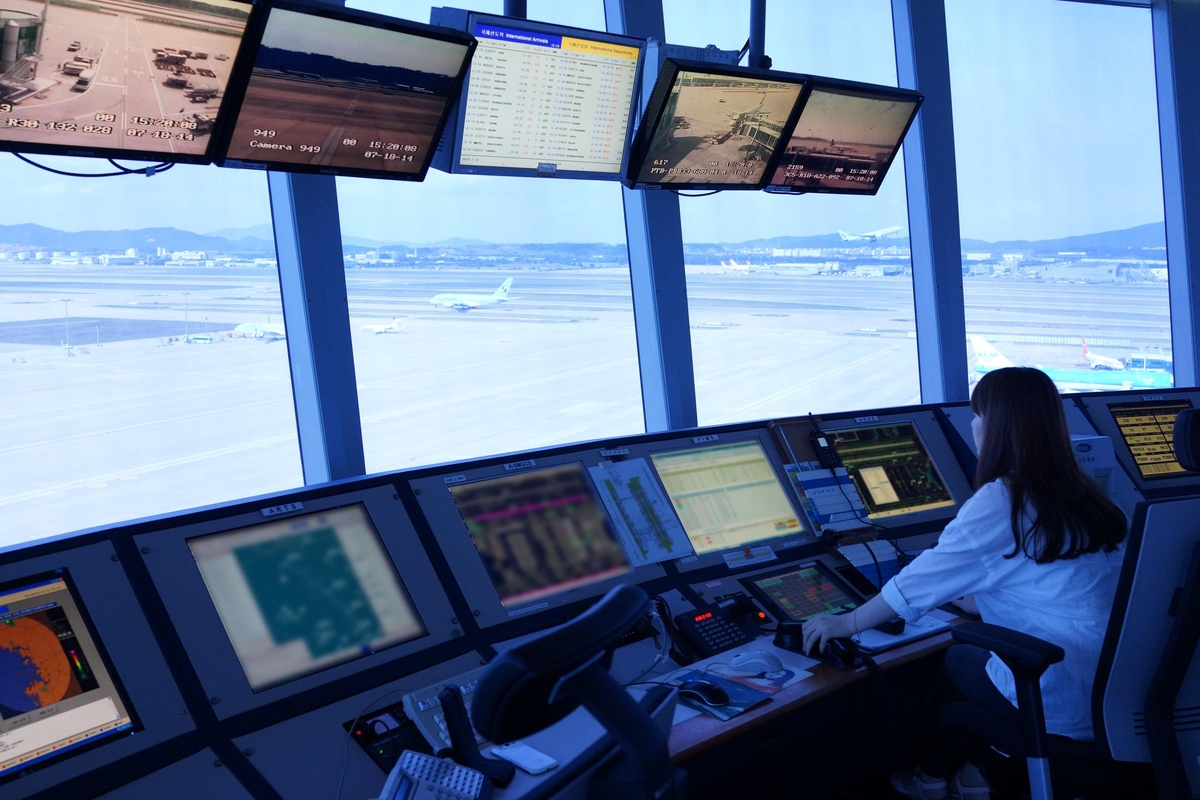 인천공항 스마트 항공운항시스템 2종 도입…이착륙·영상통신