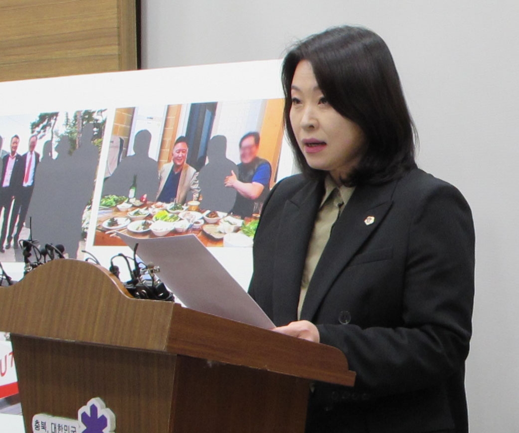 박진희 도의원, 살인 음모 혐의로 김영환 지사 고향 후배 고소