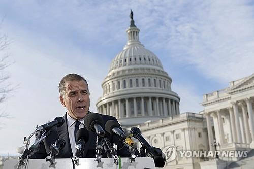 바이든 차남 "아버지는 무관"…美의회서 공화 탄핵조사 비판