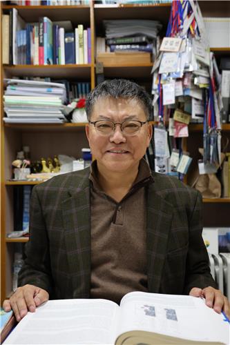 [대학人] ㊾ 줄기세포 활용해 재생의학 치료 연구하는 강길선 전북대 교수
