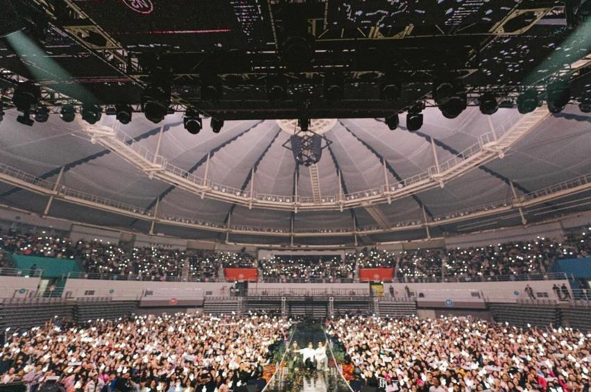 에픽하이 20주년 공연…울컥한 타블로 "팬들 없었으면 못 버텨"