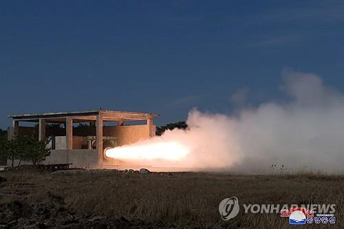 日방위성 "북한서 탄도미사일 가능성 물체 발사"