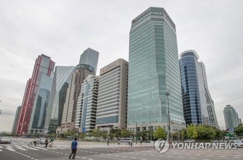 '고배당' 증권주, 올해 연말 배당락 없다?…기준일 속속 변경