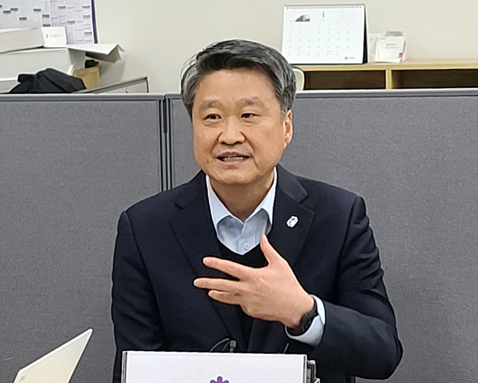 임용 4개월만에 '총선 출마' 사의 충북 경제수석…"도민 기만"