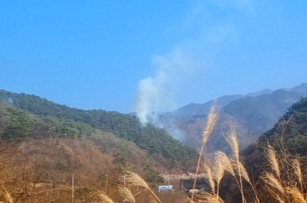 전남 곡성서 산불…1시간여 만에 진화