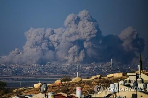 이스라엘, 이틀째 가자 전역 타격…시리아도 공습
