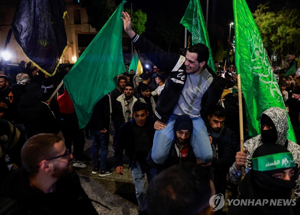 "하마스, 고위급 석방 요구할 듯"…인질 협상 '안갯속'