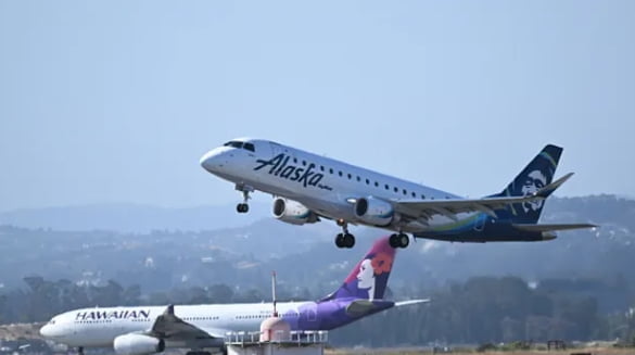알래스카항공, 경쟁사 하와이안항공 19억달러에 인수