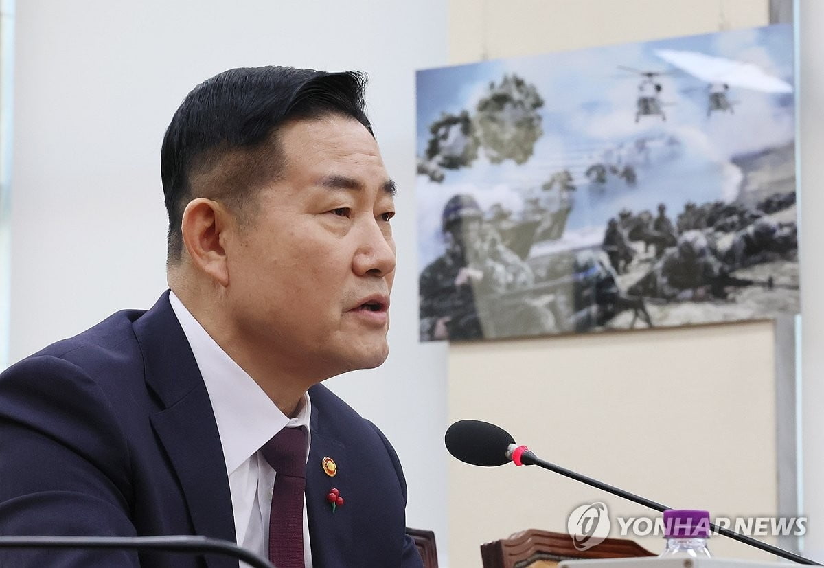 '독도가 영토 분쟁지라니'...신원식 국방장관 고발