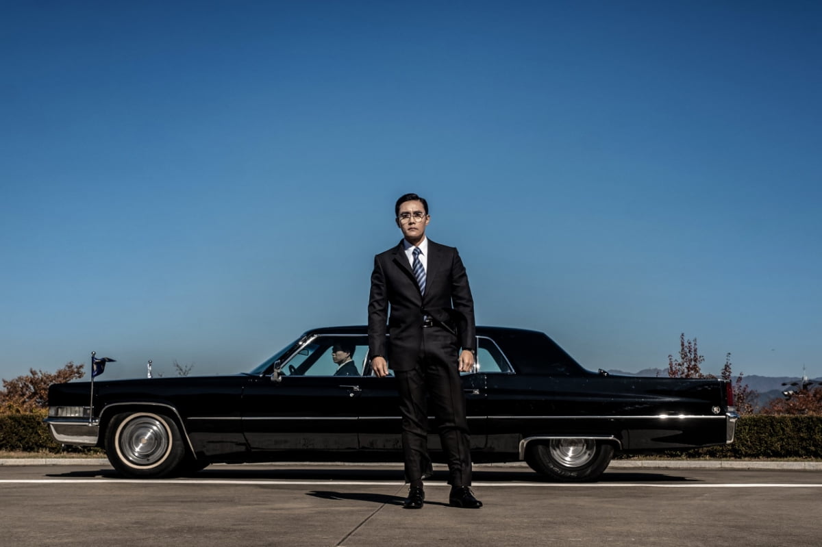 「コンクリートユートピア」イ・ビョンホン、彼の映画の中のキャラクターはすぐに韓国映画の歴史になった